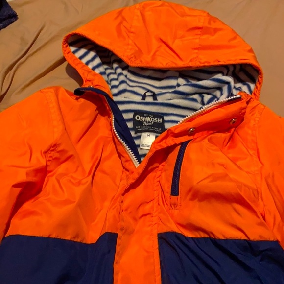 SPRING SALE ‼️ Oshkosh B’gosh WindBreaker , good for Autumn Season.  Size : 14 y - Picture 2 of 7